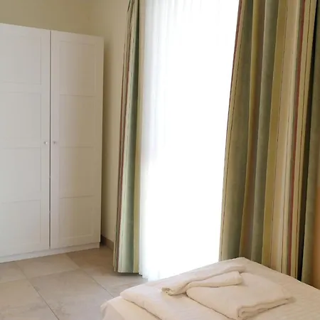 Apartment Ferienwohnung Zur Sonne